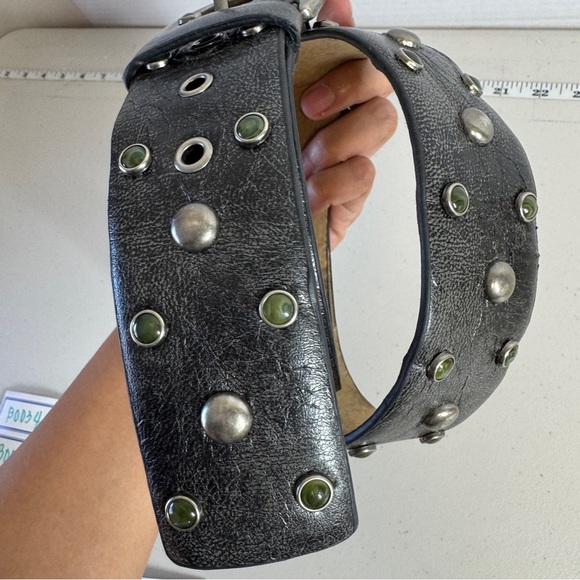 Steve Madden Black Leather Studded Grommet Punk Rock Grunge Y2K Belt Size M - Picture 10 of 11
